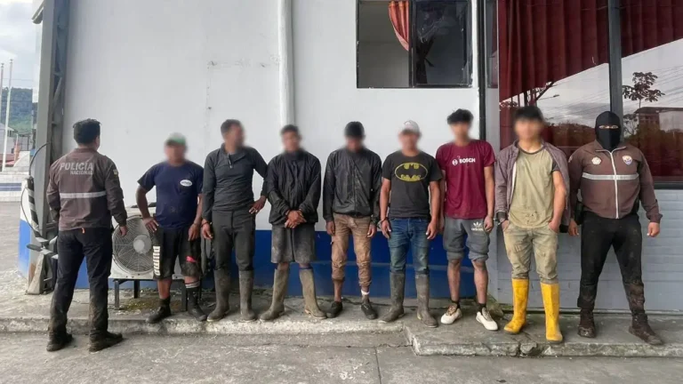 Siete detenidos por minería ilegal en Morona Santiago