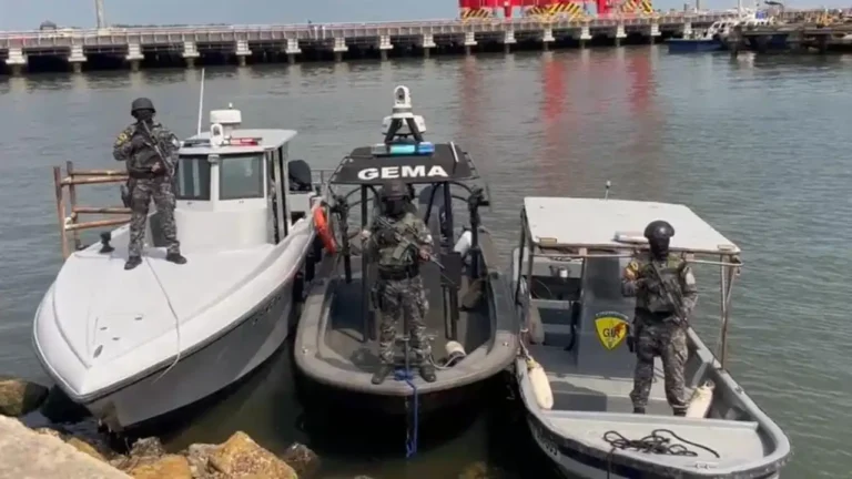 Aumento de la seguridad fluvial y marítima en Ecuador
