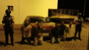 Detienen a cinco miembros del GAO "Los Lobos" en Esmeraldas