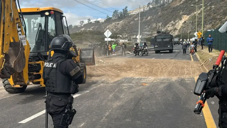 Operativo policial restablece tránsito en Panamericana Norte
