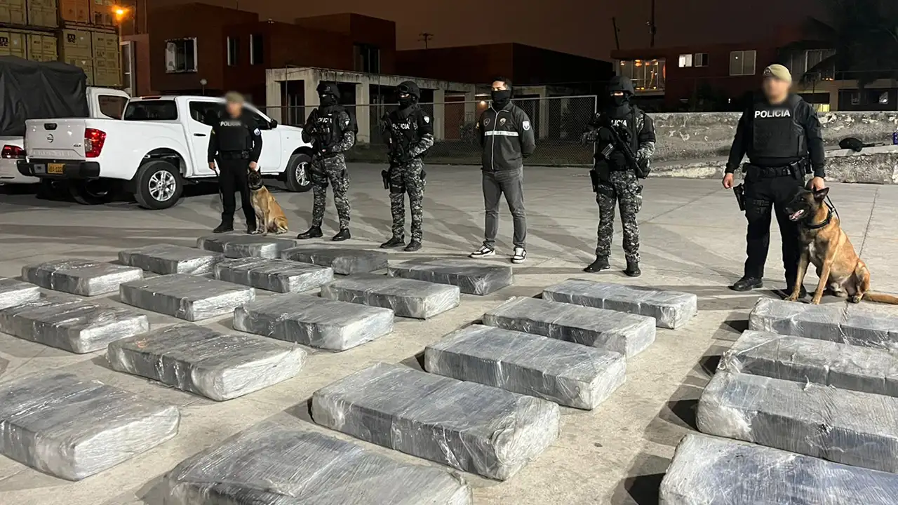 12 aprehendidos y 1 tonelada de SCSF en operativo antidrogas