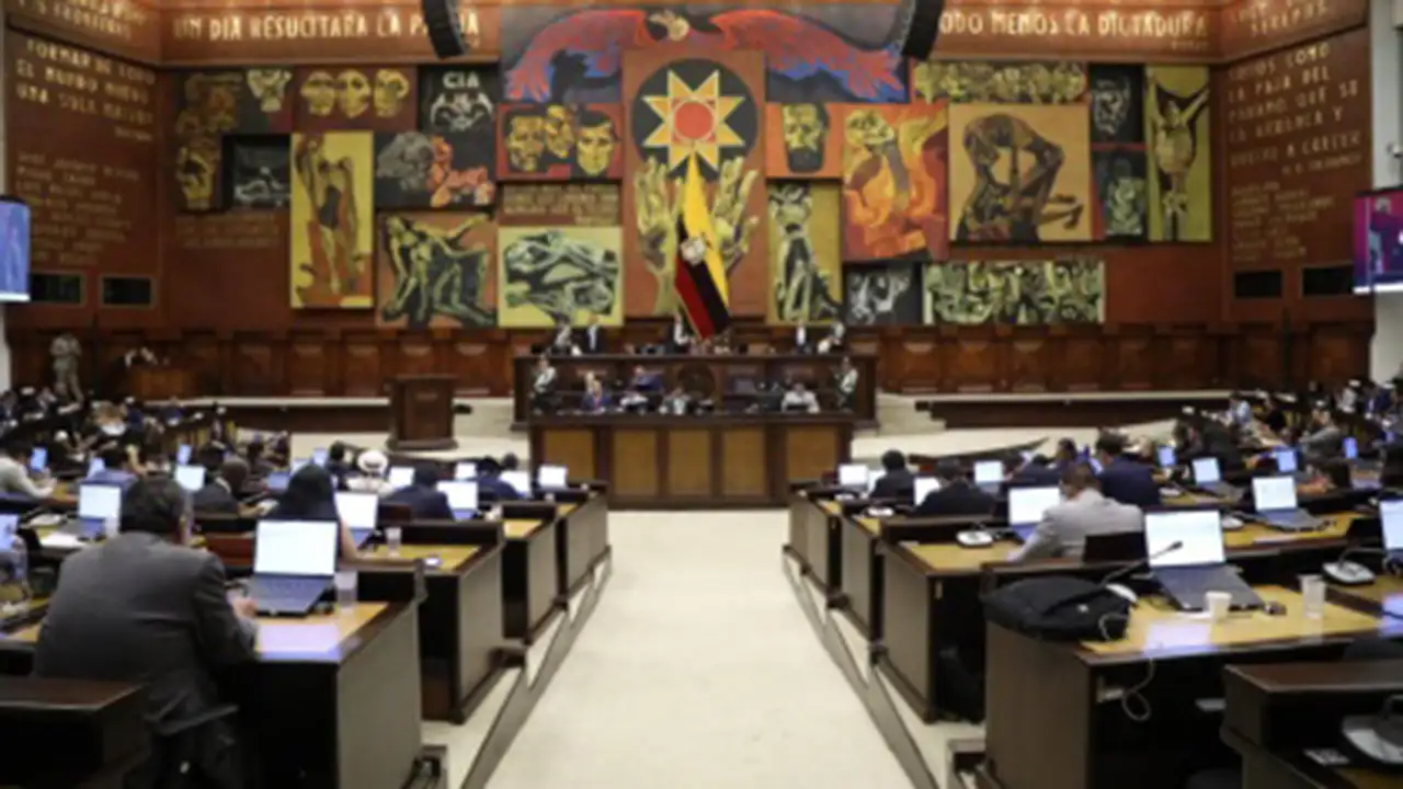 La Asamblea Nacional abordó el tema de las pensiones vitalicias otorgadas a expresidentes y exvicepresidentes no completaron sus mandatos