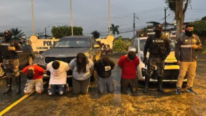 Policía frustra secuestro y detiene a cinco personas